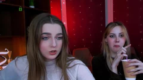 Luna online show from 11/18/25, 05:45