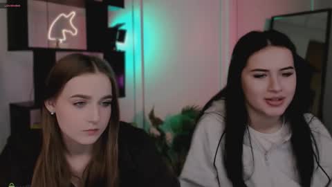 Snapshot of aria_moo chatting on 11/24/25, 07:24 Luna online show from 11/24/25, 07:24