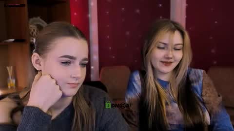 Snapshot of aria_moo chatting on 11/27/25, 09:22 Luna online show from 11/27/25, 09:22