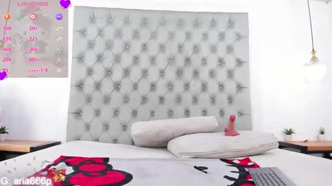 aria online show from 12/03/25, 10:24