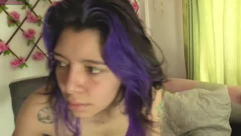 aria_silk online show from 04/03/26, 04:49