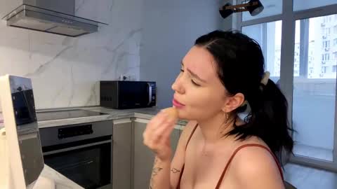 Aria online show from 01/03/25, 10:41