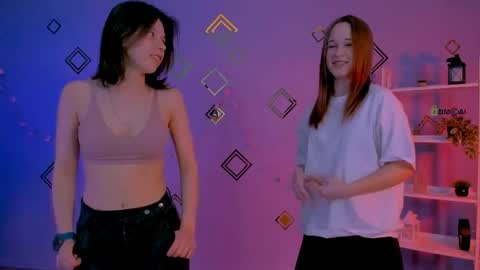 aria_wild_ online show from 04/22/26, 08:39