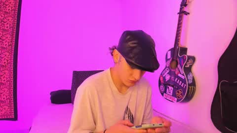 Aria and Orien online show from 03/24/26, 11:04