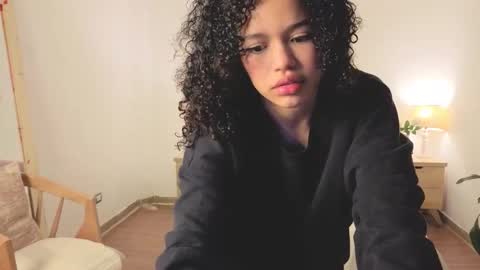 Snapshot of ariaa_23 chatting on 12/03/25, 12:36 ariaa_23 online show from 12/03/25, 12:36