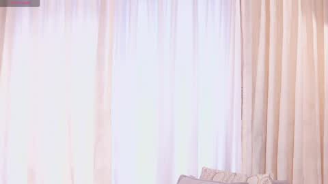 Snapshot of ariaa_isabell chatting on 06/04/26, 06:47 Ariaa online show from 06/04/26, 06:47