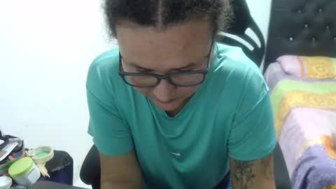 ...Ariana... online show from 10/24/25, 06:04