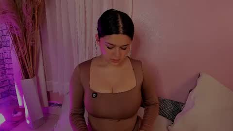 Snapshot of ariadna_milano chatting on 06/09/26, 01:12 - -. .- Ariadna -. .- - online show from 06/09/26, 01:12