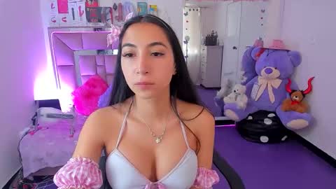 Snapshot of ariadnacappelletty_ chatting on 05/05/26, 04:59 ariadnacappelletty online show from 05/05/26, 04:59