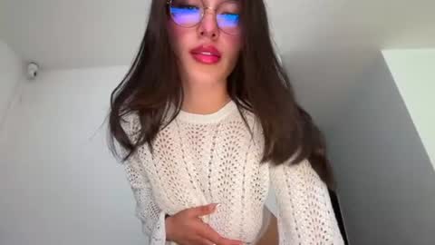ARIADNA  IM NEW HERE THANK YOU VERY MUCH FOR FOLLOWING ME online show from 07/03/26, 01:01