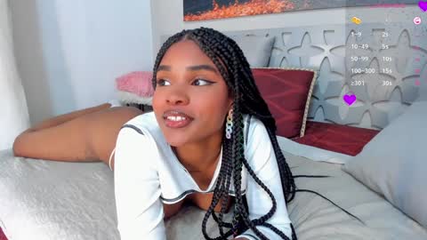 Snapshot of ariafoster chatting on 01/31/25, 10:10 Aria Foster online show from 01/31/25, 10:10