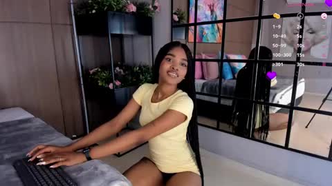 Snapshot of ariafoster chatting on 03/10/25, 04:17 Aria Foster online show from 03/10/25, 04:17