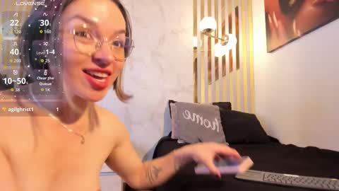 aria  online show from 02/10/26, 07:29