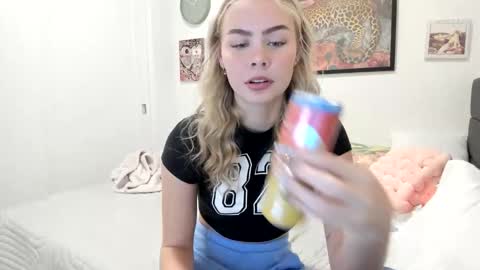 Ariah online show from 11/16/25, 08:25