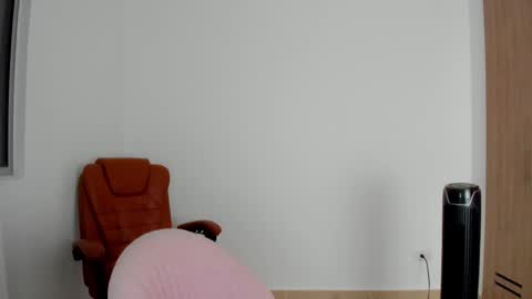 Aria Montgomery online show from 02/13/26, 01:45