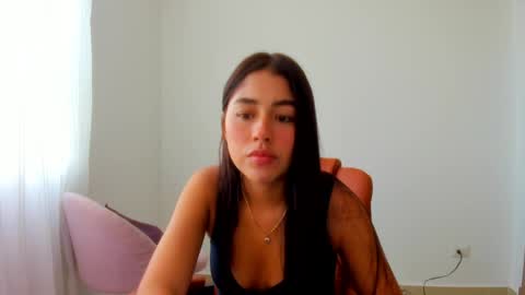 Snapshot of ariamontgomeryyy chatting on 05/04/26, 09:11 Aria Montgomery online show from 05/04/26, 09:11