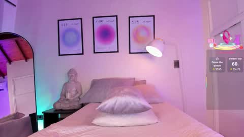 Aria online show from 09/18/25, 08:00