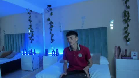 ariana_cri_x online show from 04/21/26, 12:00