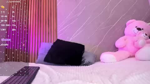 Ariana online show from 09/18/25, 12:40