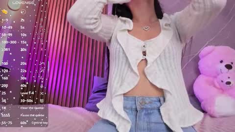 Ariana online show from 11/28/25, 11:35