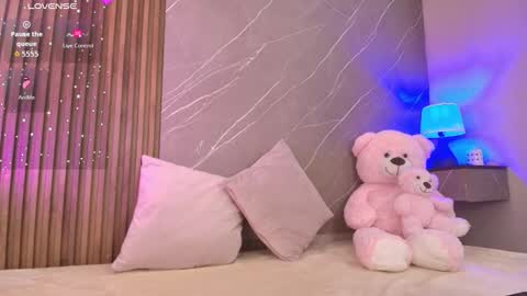 Ariana online show from 01/16/26, 12:09