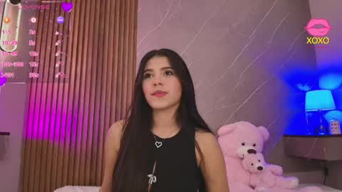 Ariana online show from 04/22/26, 12:18