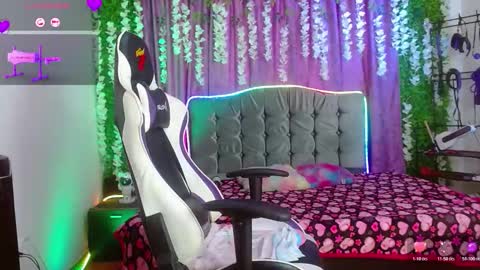 Ariana online show from 03/25/26, 07:09