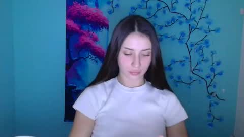 Snapshot of ariana_muur chatting on 11/16/25, 06:41 Ariana online show from 11/16/25, 06:41