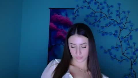 Snapshot of ariana_muur chatting on 11/27/25, 01:02 Ariana online show from 11/27/25, 01:02