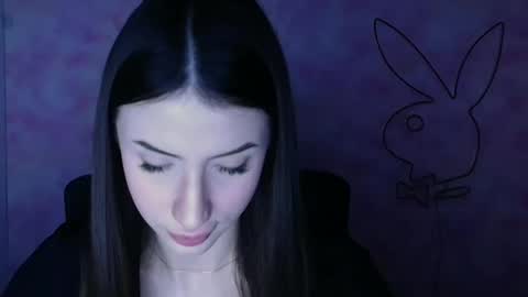 Snapshot of ariana_muur chatting on 12/23/25, 06:44 Ariana online show from 12/23/25, 06:44