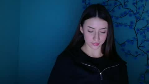 Snapshot of ariana_muur chatting on 01/13/26, 06:18 Ariana online show from 01/13/26, 06:18