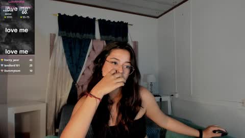 Ariana  online show from 12/29/24, 06:35