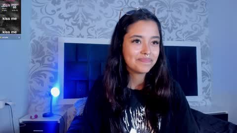 Ariana  online show from 12/30/24, 03:03