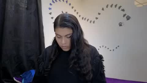Snapshot of ariana_rodriguez_ chatting on 12/18/25, 12:22 Ariana Rodriguez trans Girl online show from 12/18/25, 12:22