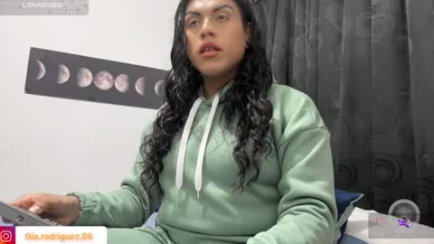 Snapshot of ariana_rodriguez_ chatting on 07/05/26, 04:30 Ariana Rodriguez trans Girl online show from 07/05/26, 04:30