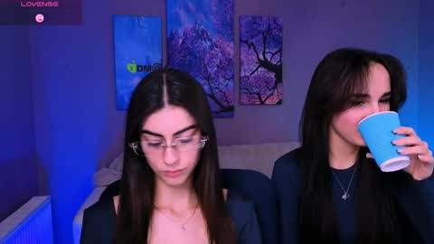 ariana_ross7 online show from 01/08/26, 10:06