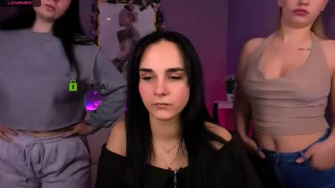 ariana_ross7 online show from 02/03/26, 08:36