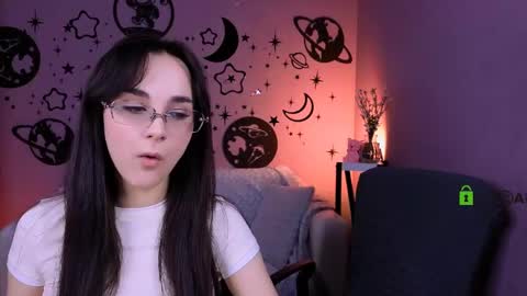 ariana_ross7 online show from 04/18/26, 07:18