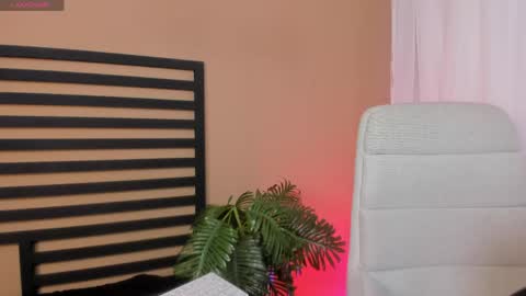 Snapshot of ariana_rosse__ chatting on 05/31/26, 06:09 Ariana online show from 05/31/26, 06:09
