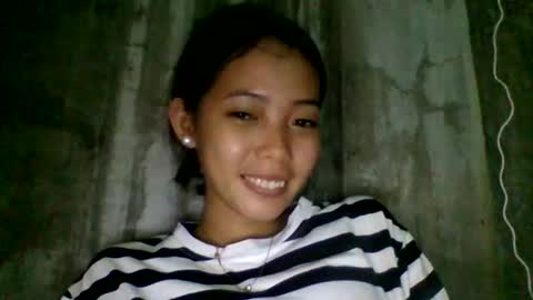 ariana_sweet25 online show from 04/28/26, 12:43