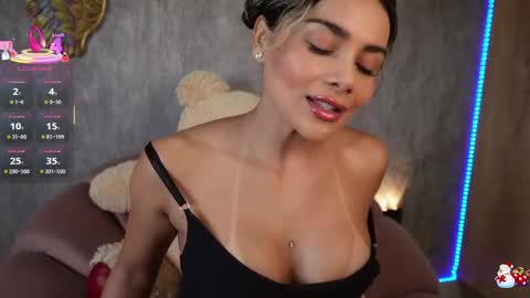 cristina online show from 04/13/26, 01:27