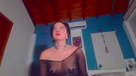 ariana_whitee online show from 09/18/25, 01:40