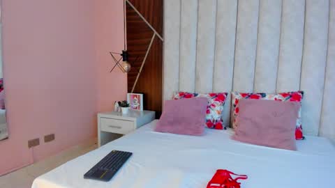 Arianaa Gray online show from 01/09/26, 03:31