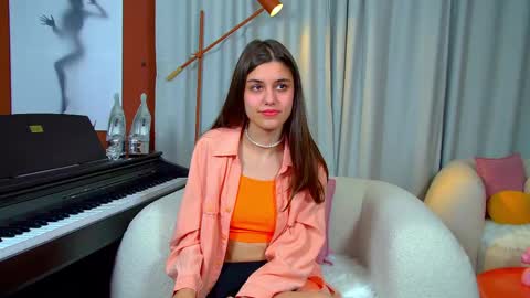 Ariana online show from 10/12/25, 07:40