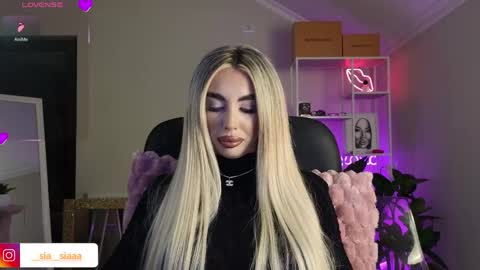 Ariana online show from 04/30/26, 09:41
