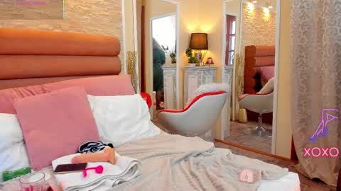 Ariana online show from 01/17/26, 08:08