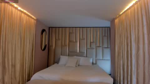 Ariana Dumont online show from 01/15/26, 11:15