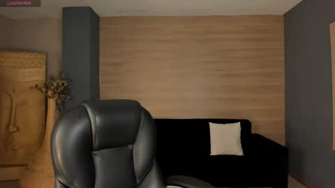 Ariana Dumont online show from 04/20/26, 11:24