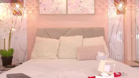 Ariana online show from 02/14/26, 07:21