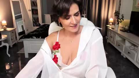 Ana online show from 11/05/25, 03:12